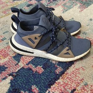 Adidas shoe size 8.5